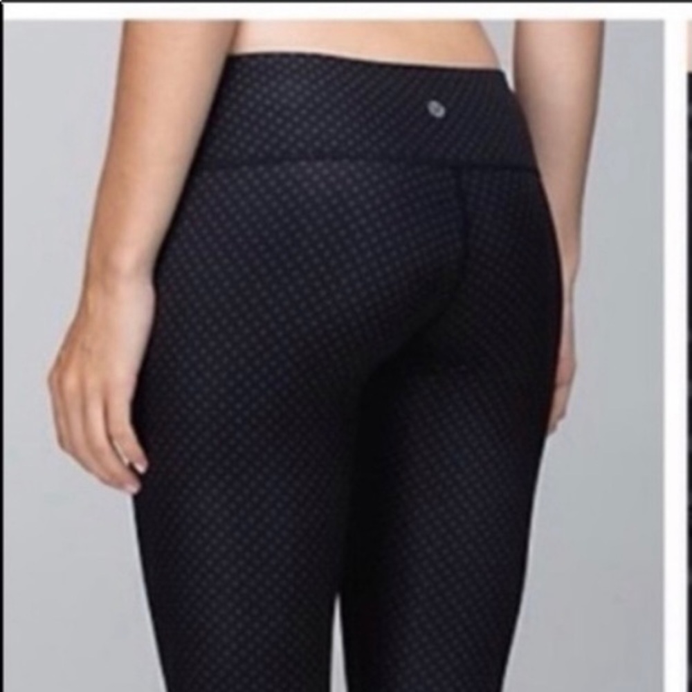 Lululemon wunder under polka dot legging